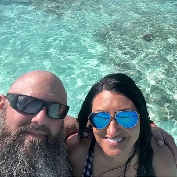 Shop with confidence - Picture 5 of 5